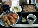 320x320_rect_4269172.jpg